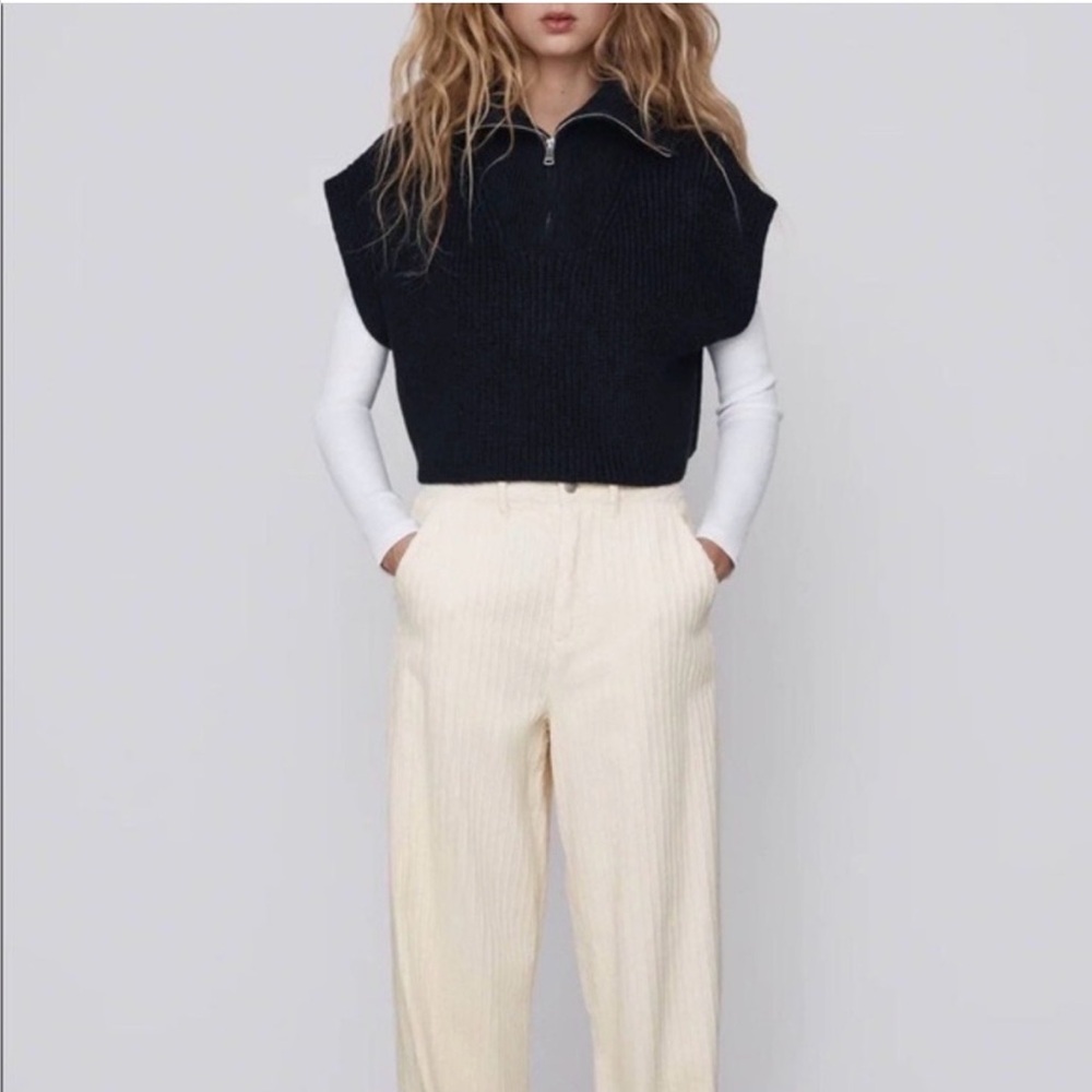 ZARA OVERSIZE FIT POLO NECK ZIPPERED SIZE MEDIUM